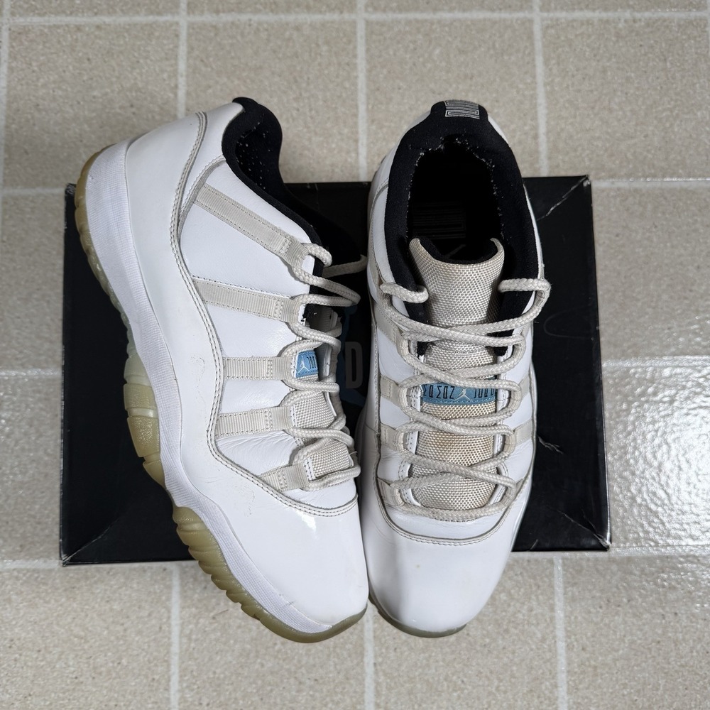 Nike Air Jordan 11 Retro Low Legend Blue US Size 10.5 AV2187-117